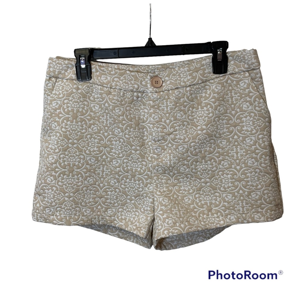 TRIXIE & LULU TAN & WHITE FLORAL SHORTS SIZE 13/14